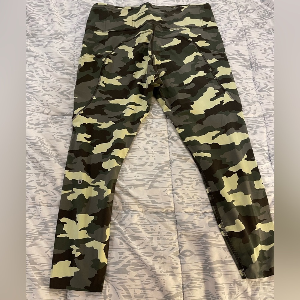Lululemon Wunder Train High Rise Tights with Pockets, 25”, size 14